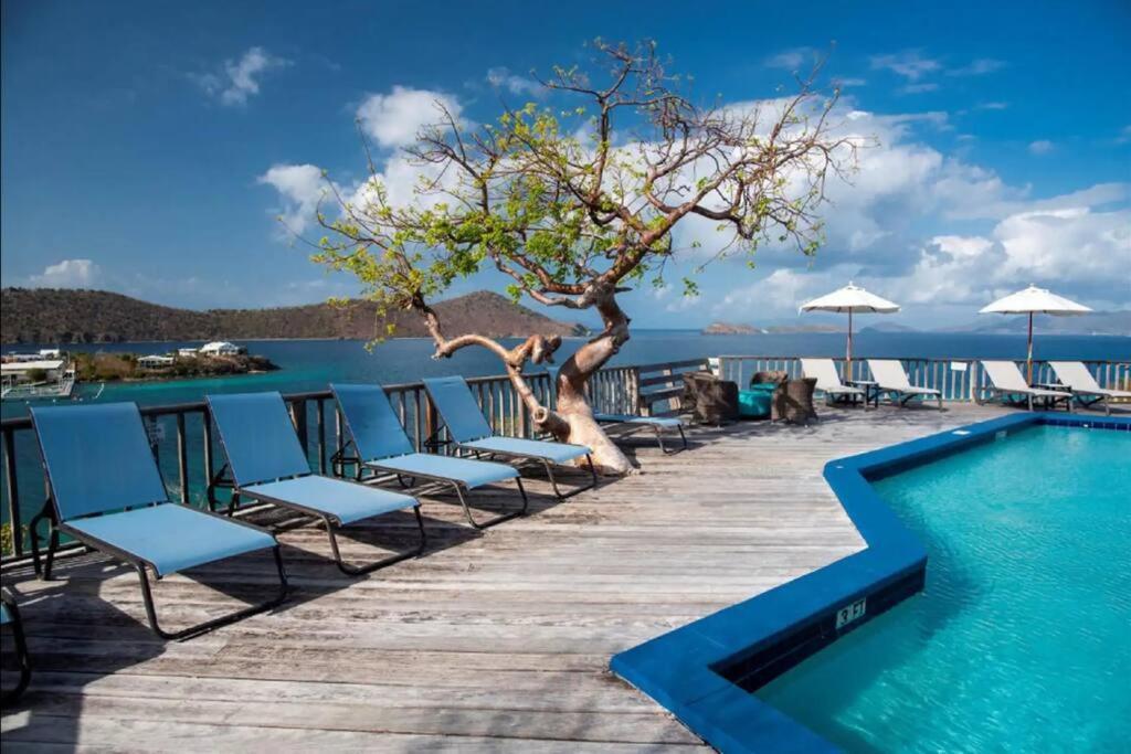 Mermaid Escape - Amazing Views! East End  ภายนอก รูปภาพ